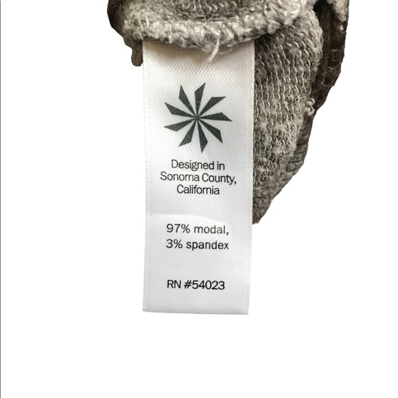 ATHLETA Serenity Heather gray criss cross asymmetrical pullover medium - Picture 4 of 6